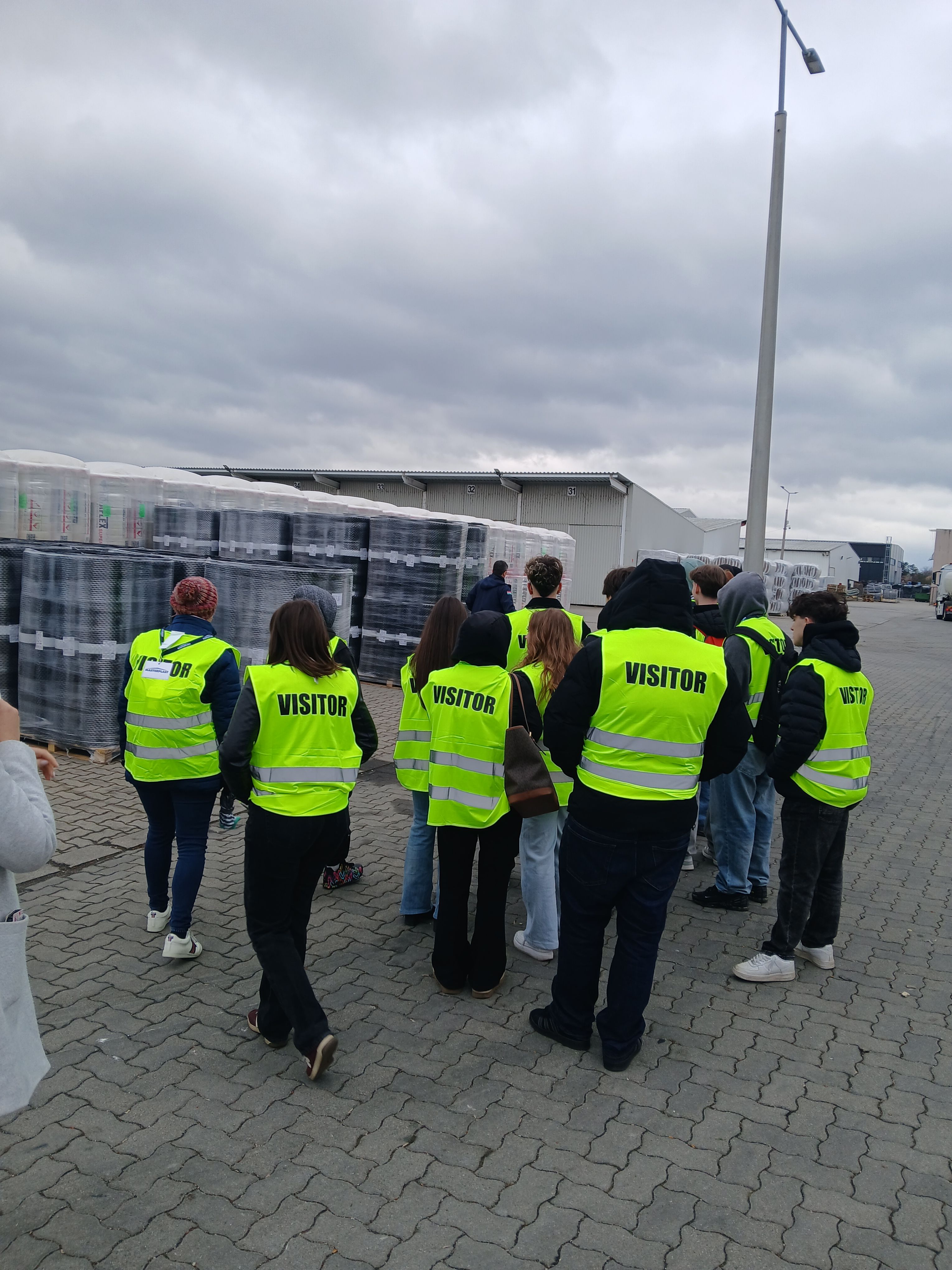 Diákok üzemlátogatáson a Masterplast logisztikai területén